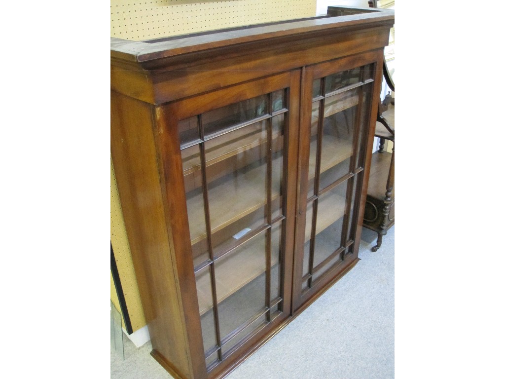 Appraisal: Victorian mahogany astragal glazed bookcase top