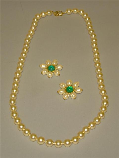 Appraisal: KENNETH JAY LANE SUITE OF PEARL JEWELRY Including a necklace