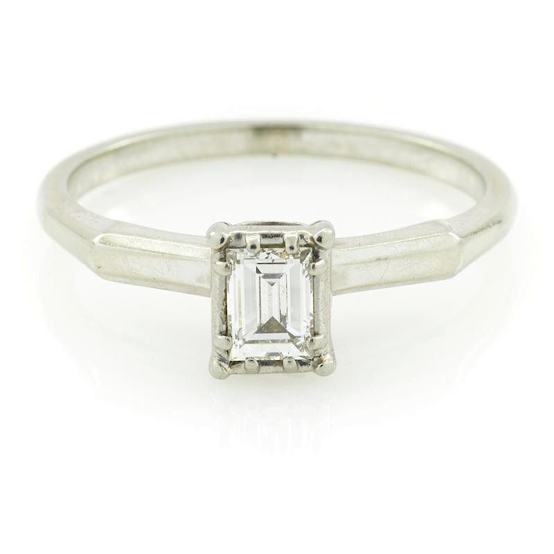 Appraisal: k White gold emerald cut diamond solitaire ring k White