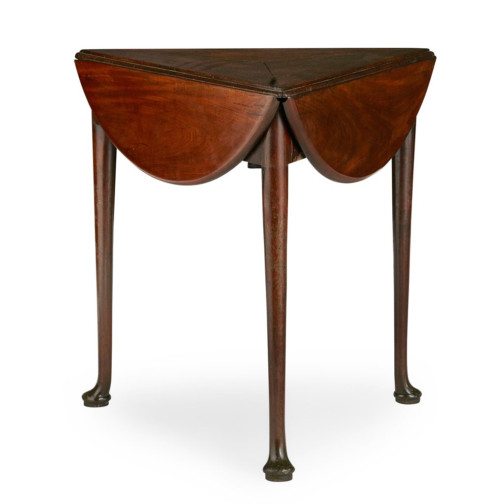 Appraisal: GEORGE III MAHOGANY TRIANGULAR DROPLEAF TABLE TH CENTURY the circular