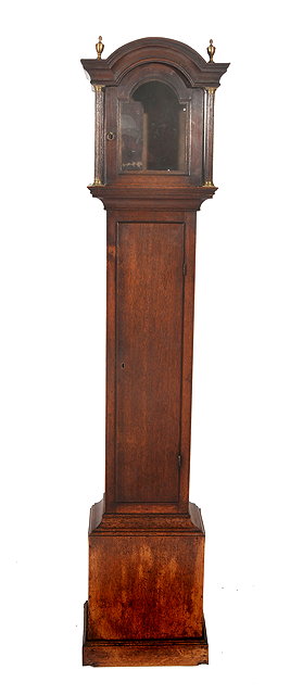 Appraisal: A TH CENTURY OAK GRANDMOTHER CLOCK case hood with arch