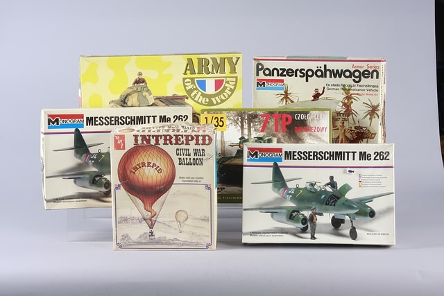 Appraisal: Lot of assorted plastic kits including by Monogram and by