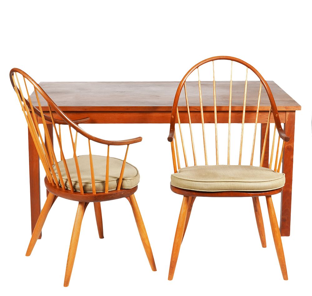 Appraisal: Thomas Moser Dining Table and Chairs Thomas Moser American Born