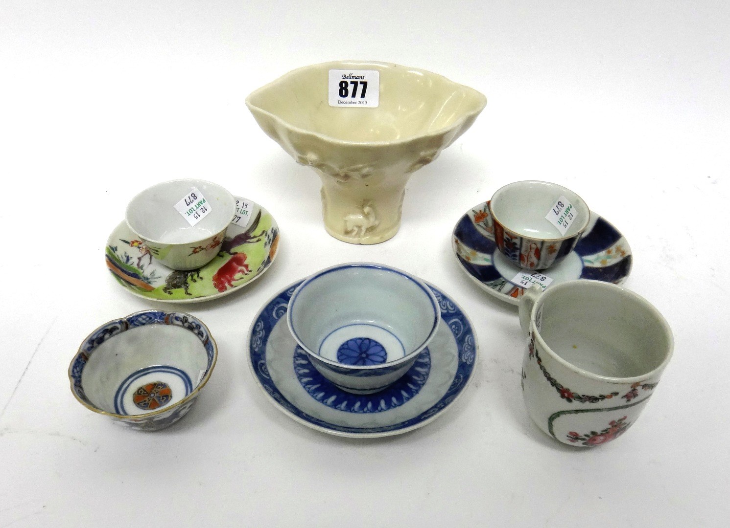 Appraisal: A group of Chinese porcelain mostly th century comprising a