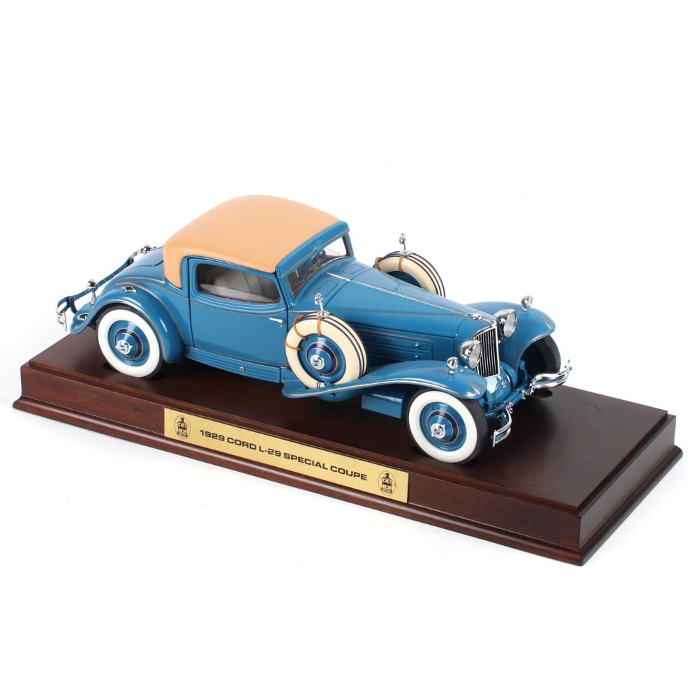 Appraisal: CORD L- SPECIAL COUPE DANBURY MINT DIECAST CAR Cord L-