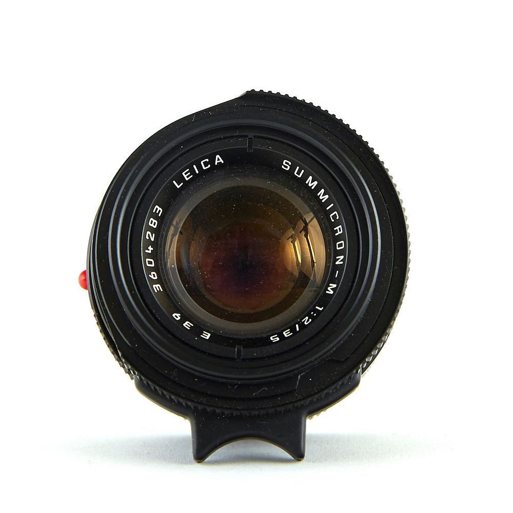 Appraisal: Leica SummiCron-M Camera Lens Leica SummiCron-M camera lens Serial No