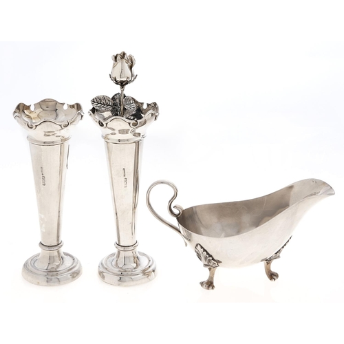 Appraisal: A George V silver sauceboat on three hoof feet cm