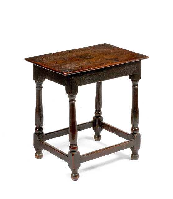 Appraisal: AN ANTIQUE OAK RECTANGULAR SIDE TABLE of pegged construction on