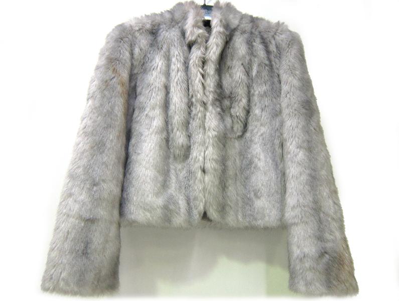 Appraisal: A MAJESTIC GREY FAUX FUR JACKET ESTIMATED SIZE M-L A