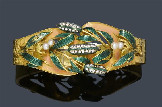 Appraisal: ENAMEL DIAMOND AND GOLD BANGLE ca Yellow gold Decorative bangle