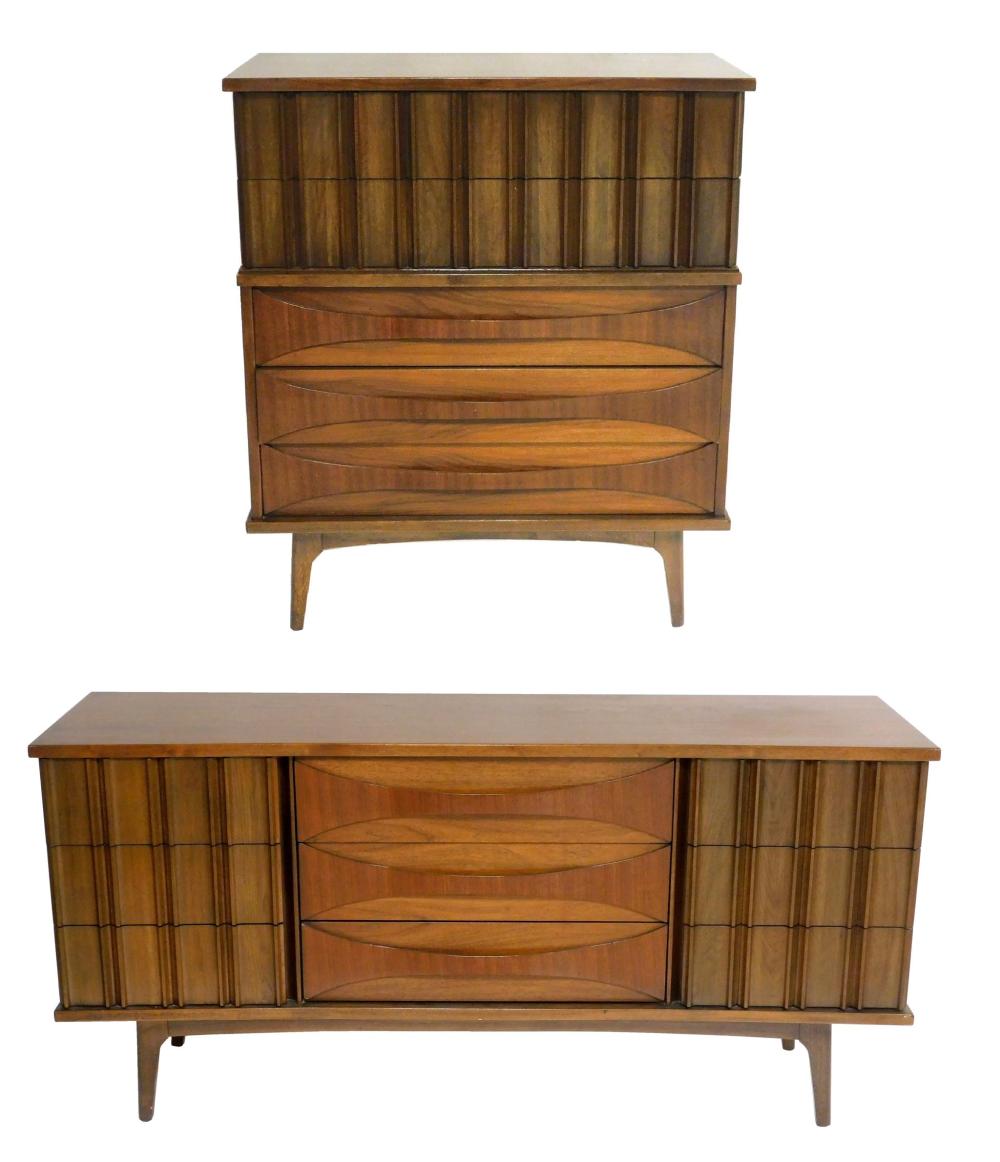 Appraisal: Two Mid-century modern dressers by United Furniture Co one tall