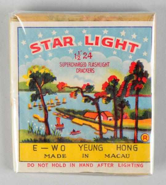 Appraisal: Star Lite -Pack Firecrackers Class Manufactured by E-Wo-Yeung Hong Condition