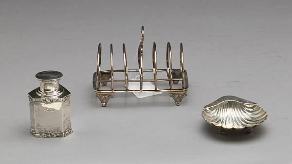 Appraisal: A George IV silver six slice toast rackJohn Edward Terry