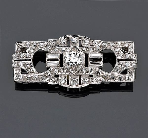 Appraisal: A diamond brooch estimated total diamond weight carats mounted in