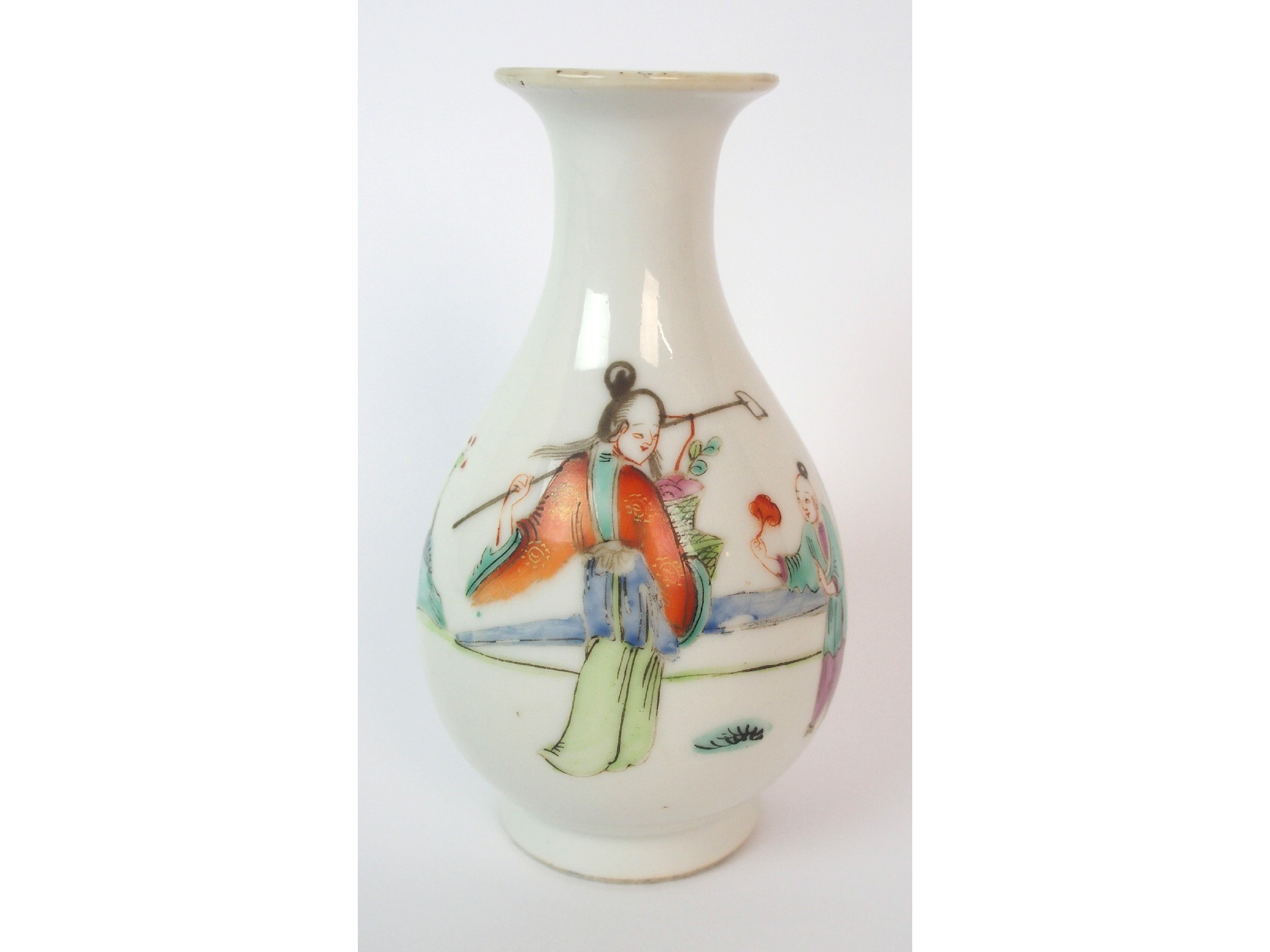 Appraisal: A Chinese baluster vasepainted with two figures in a landscape