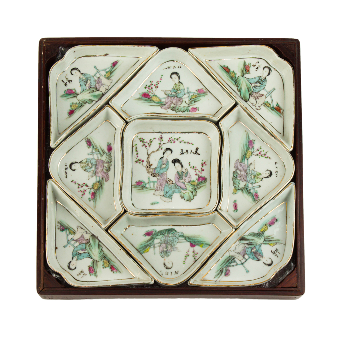 Appraisal: SET OF CHINESE FAMILLE ROSE SWEET MEAT TRAYS Set of