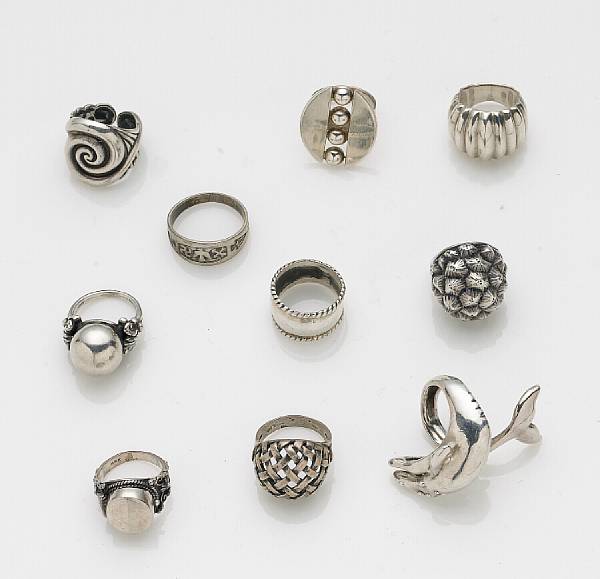 Appraisal: A collection of ten silver rings