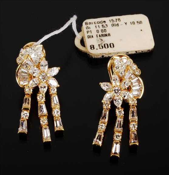 Appraisal: A pair of diamond drop earrings the fan shaped tops