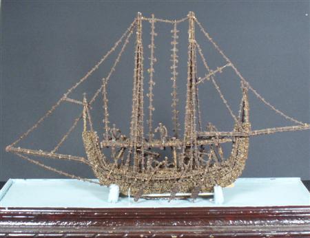 Appraisal: A clove model of a ship Moluccas Indonesia complete with