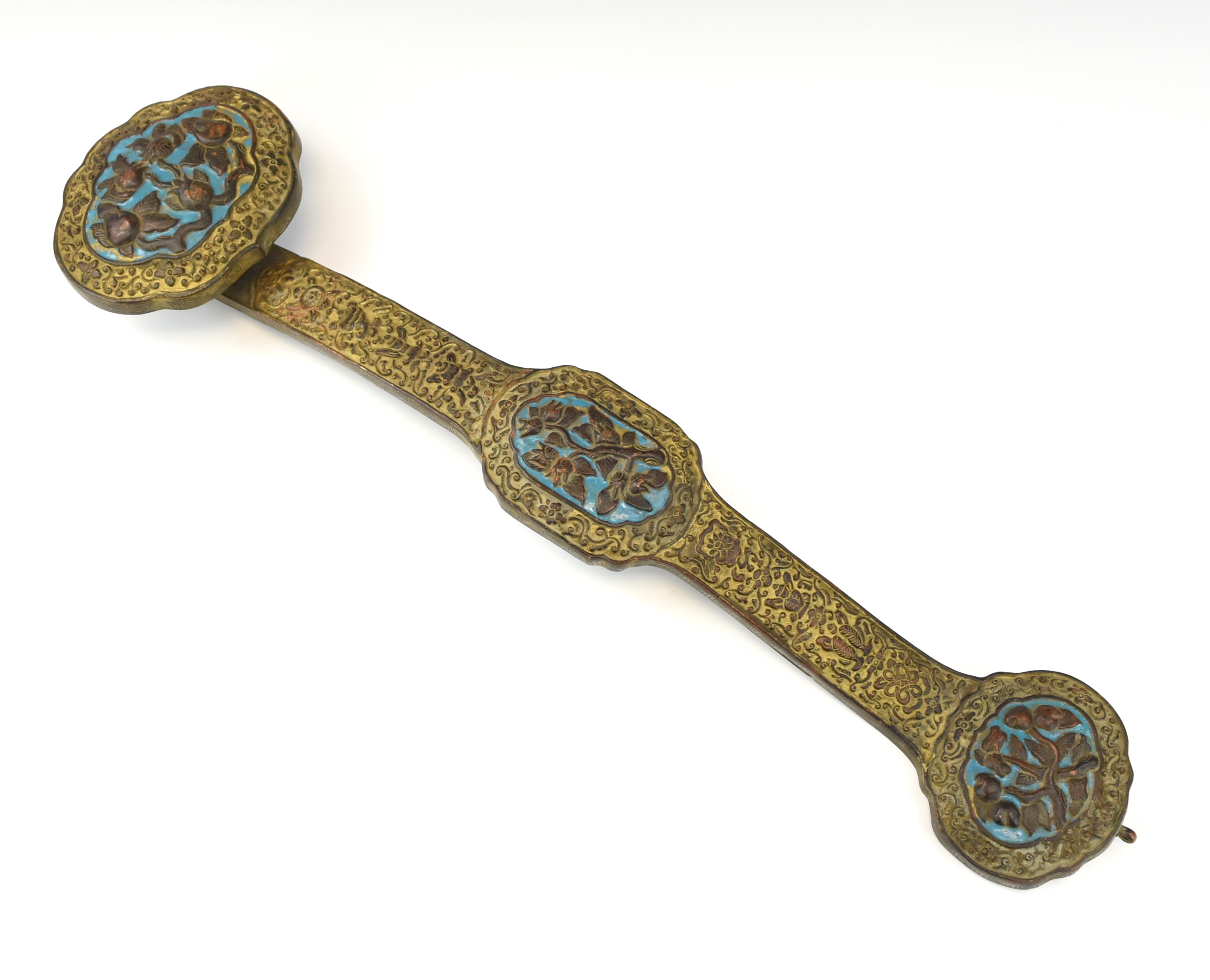 Appraisal: CHINESE CLOISONNE RUYI SCEPTER QIANLONG MARK curved shaft the head