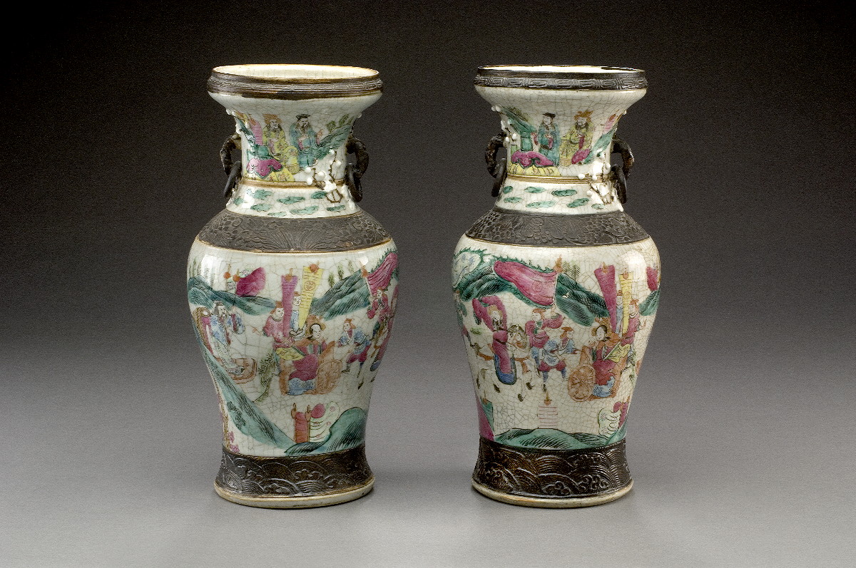 Appraisal: PAIR OF CHINESE FAMILLE ROSE CRACKLE-GLAZE VASES NINETEENTH CENTURY Each