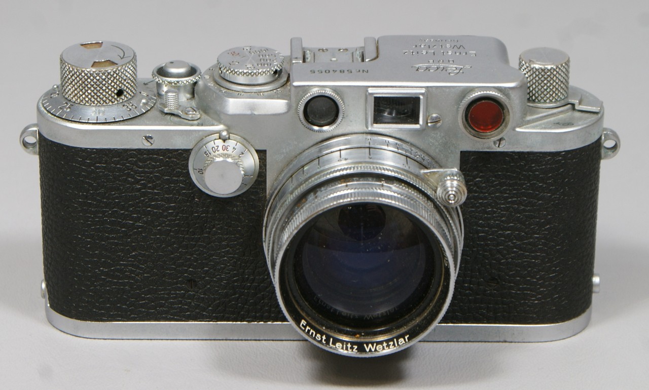 Appraisal: Leica III-F mm viewfinder camera SN c - F mm