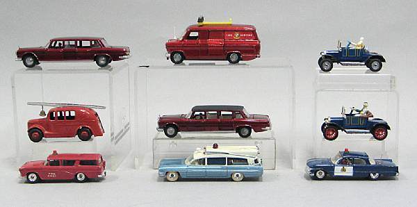 Appraisal: Dinky cars Die cast metal Dinky English scaled cars from