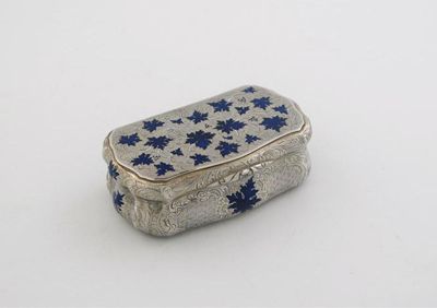 Appraisal: A mid th century Austo-Hungarian engraved snuff box of cartouche