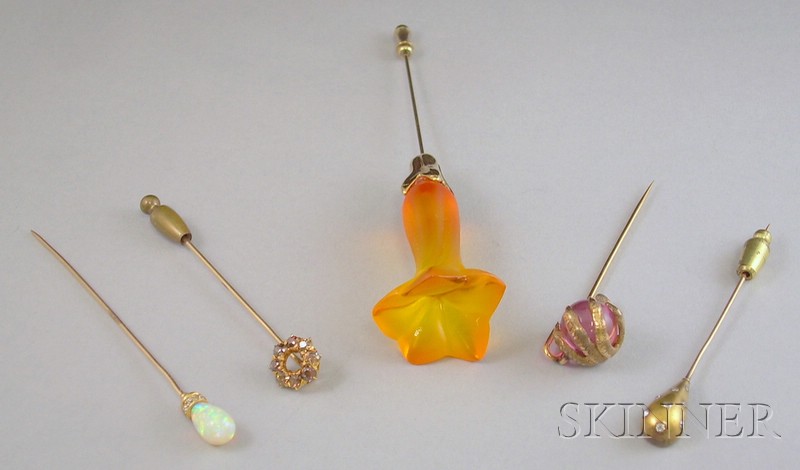 Appraisal: Five Gold Stickpins including a Daum kt gold and glass