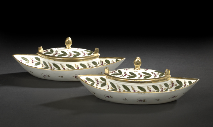 Appraisal: Fine Pair of Paris Porcelain Navette-Form Sauce Tureens with Integral