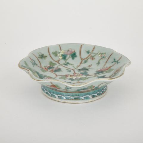 Appraisal: Famile Rose Lotus Dish Tongzhi Mark but Later Heavily potted