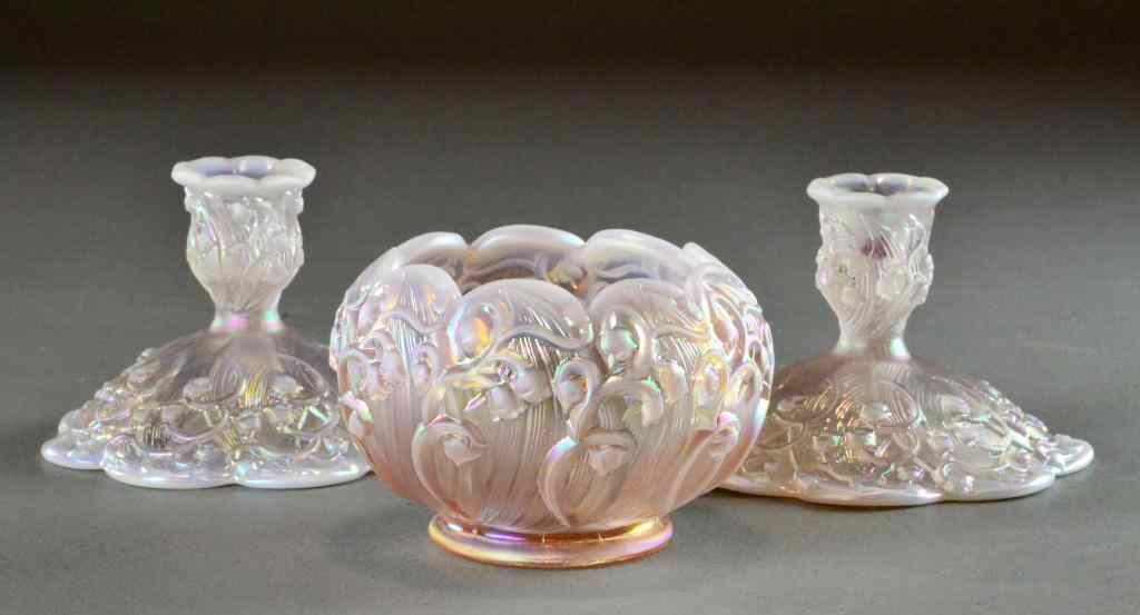 Appraisal: Pcs Fenton Art GlassIn pink opalescence comprised of two compotes