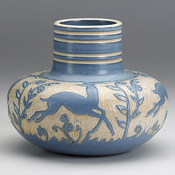 Appraisal: LOUISE BERGNORTH DAKOTA SCHOOL OF MINESSquat vase with antelopes Indigo