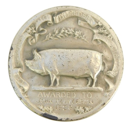 Appraisal: A National Pig Breeders Association medallion awarded to John Neaverson