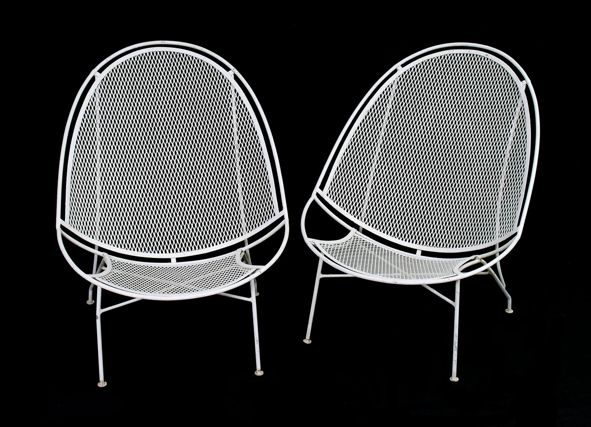 Appraisal: PAIR SALTERINI OUTDOOR IRON CHAIRS Designed by Maurizio Tempestini for