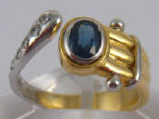 Appraisal: An carat gold sapphire and diamond ring sapphire approx x