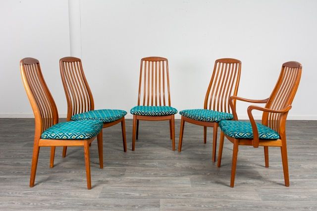 Appraisal: Danish Style Teakwood Dining Chairs Set of five Danish style