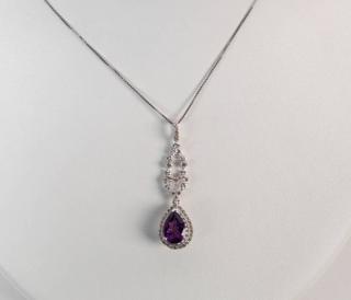 Appraisal: K WHITE GOLD DIAMOND AND AMETHYST PENDANT NECKLACE HAVING CTW