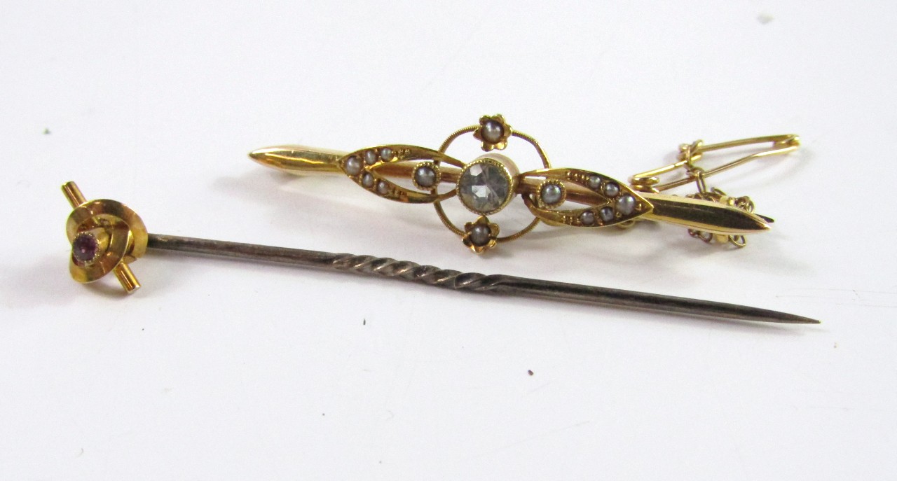 Appraisal: A ct gold aquamarine and seed pearl bar brooch g