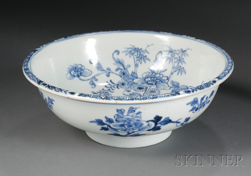 Appraisal: Porcelain Bowl China th th century interior and exterior decorated