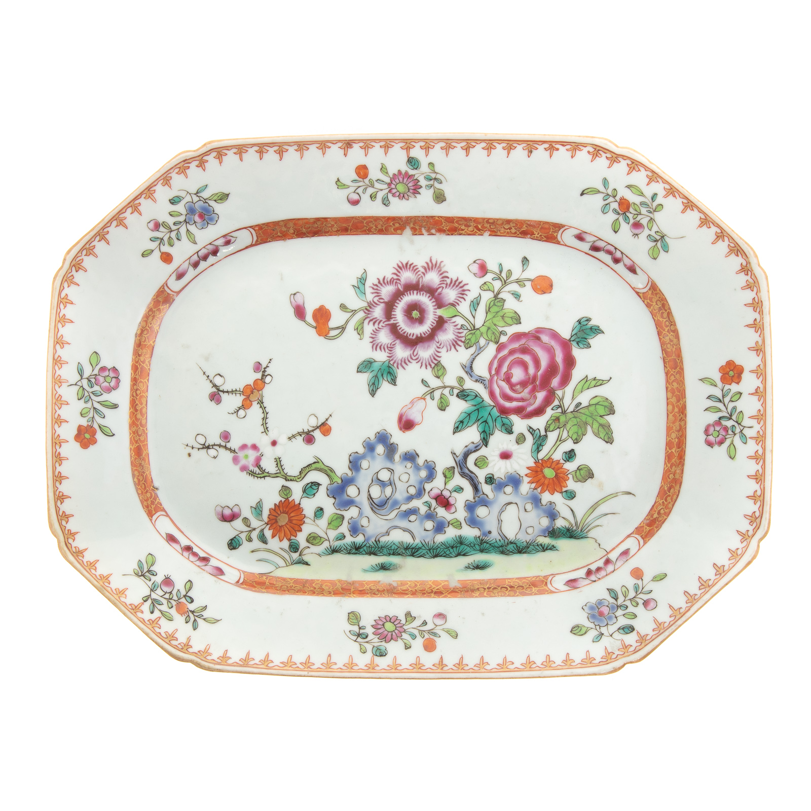 Appraisal: CHINESE EXPORT FAMILLE ROSE SMALL PLATTER Circa octagonal platter with