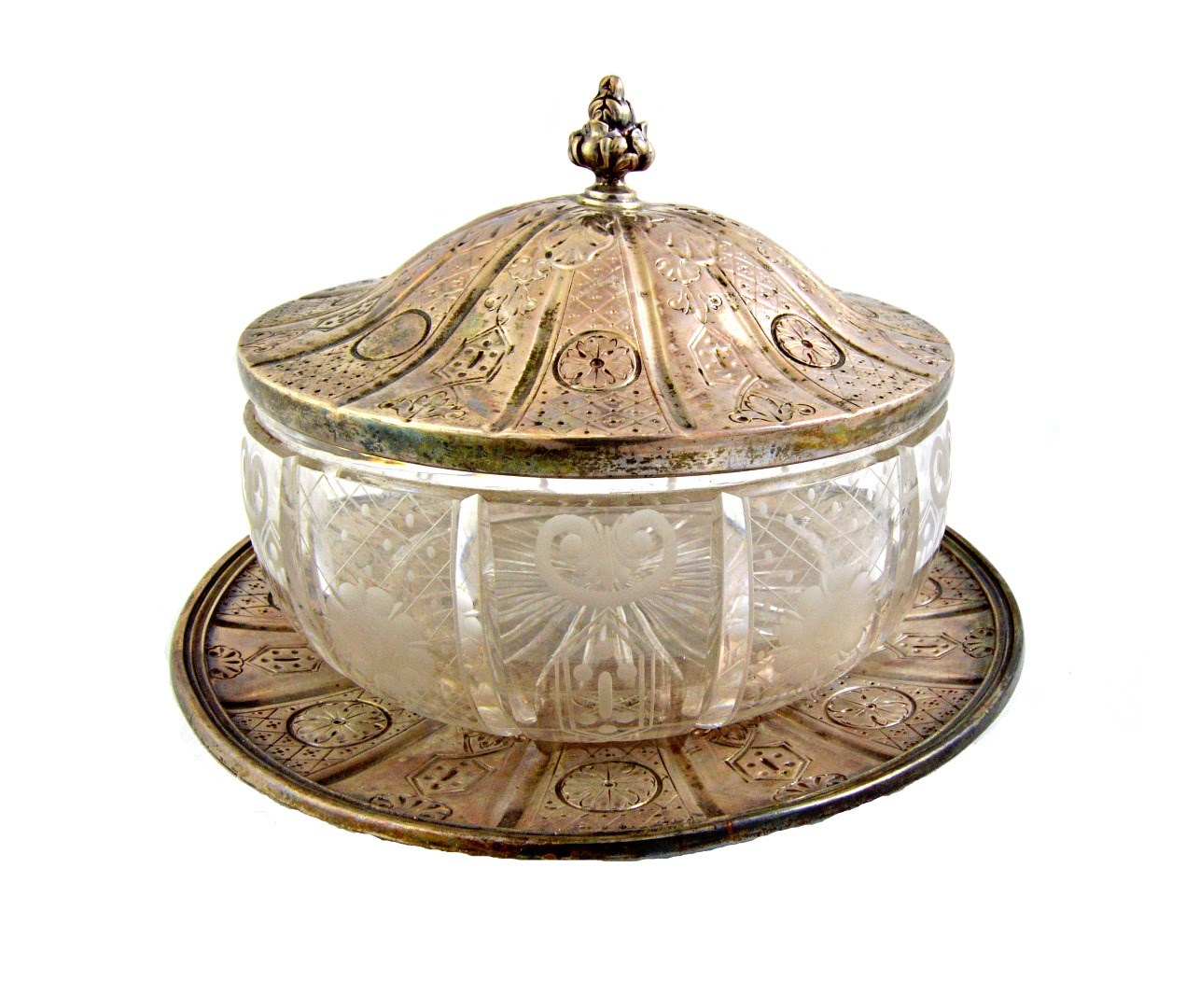 Appraisal: A Victorian silver mounted glass circular bowl with cover and