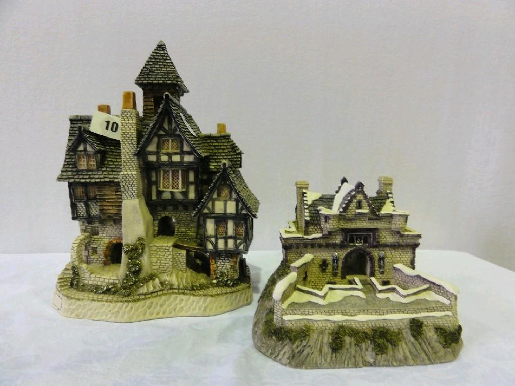 Appraisal: A David Winter Harmony Kingdom model of a half timbered