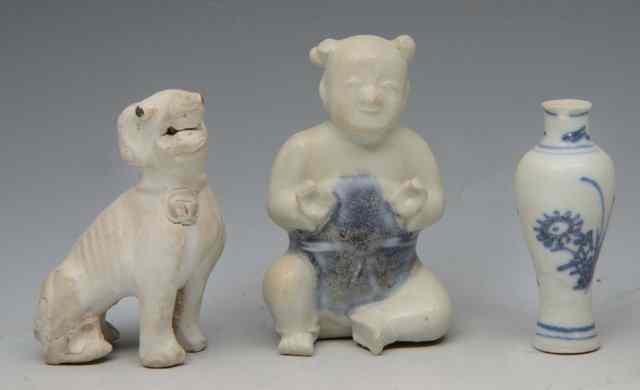 Appraisal: THREE CHINESE SHIPWRECK PORCELAIN ITEMS from the Ca Mau Shipwreck