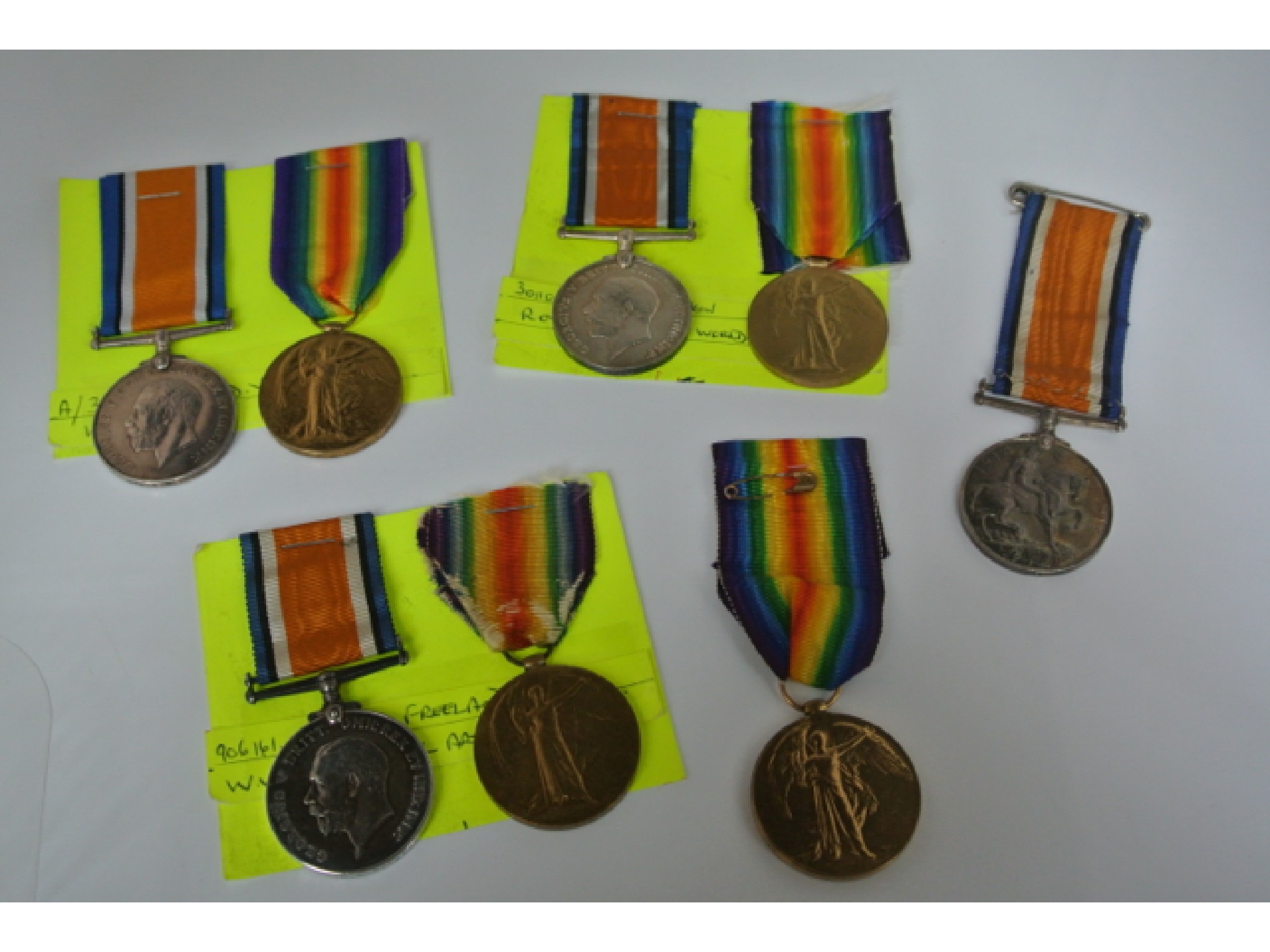 Appraisal: A - War Medal and Victory Medal Gnr R G