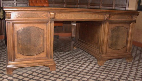 Appraisal: Title Mahogany Kneehole Desk and Chair Date th century Medium