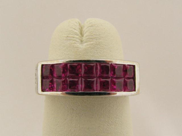 Appraisal: LeVian k white gold ring with two rows of invisible