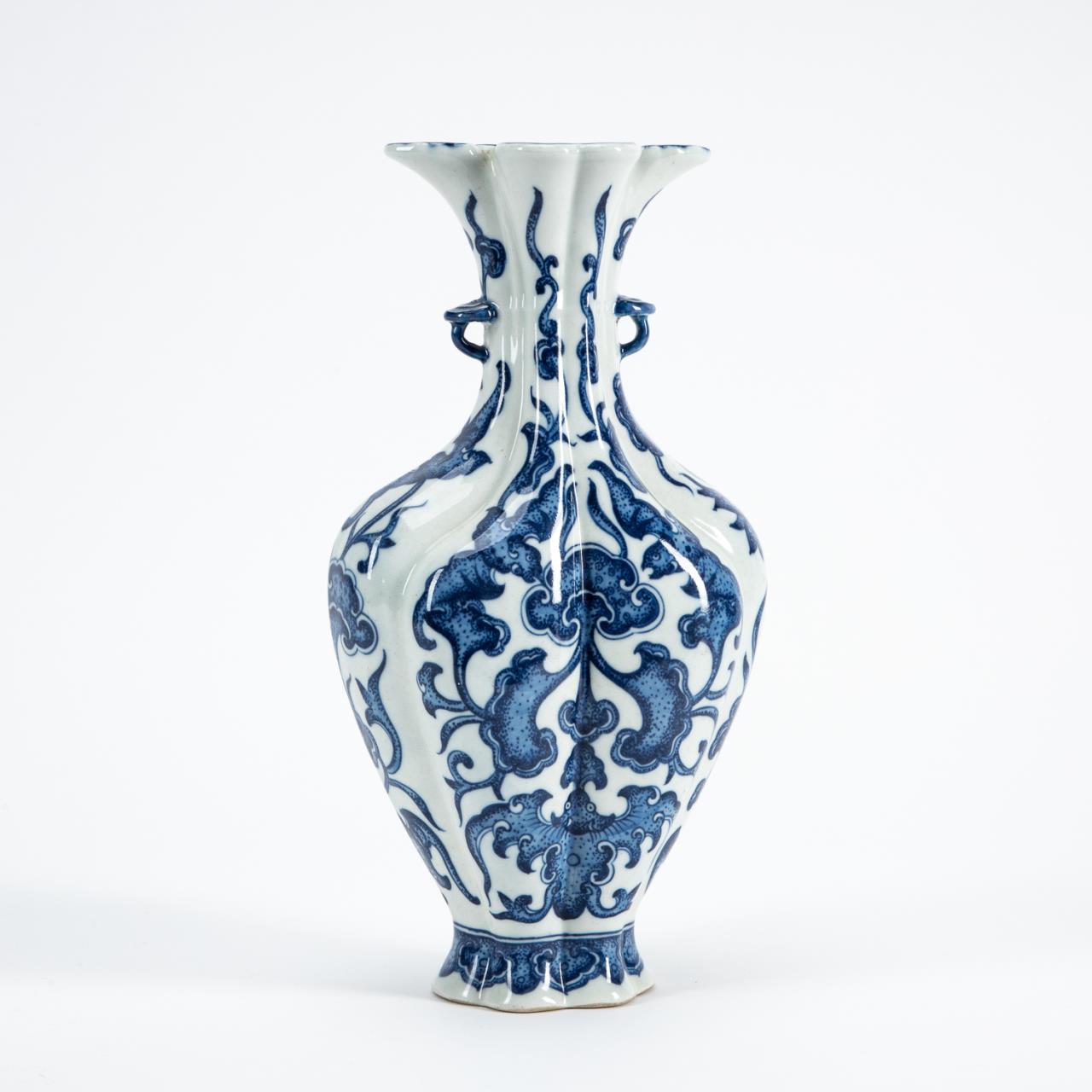 Appraisal: CHINESE PORCELAIN BLUE AND WHITE TULIP VASE Chinese blue and