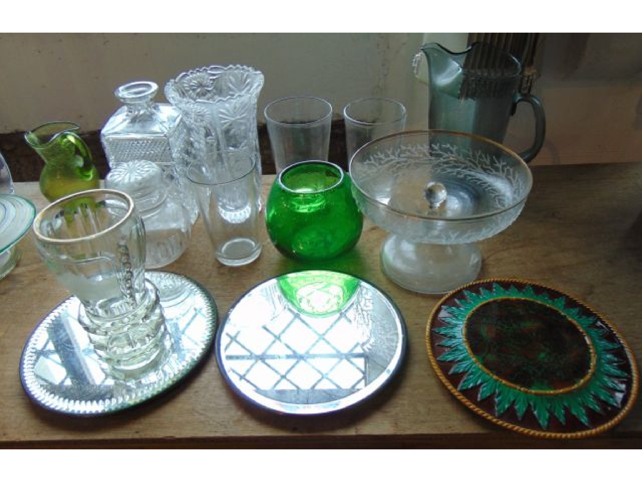 Appraisal: A selection of glassware to include a drinking vessel with