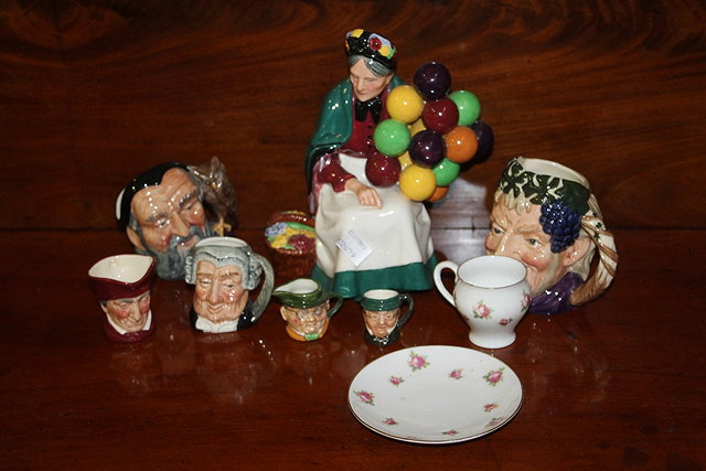 Appraisal: A DOULTON MODEL of The Old Balloon Seller HN and